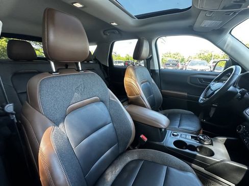 Certified 2023 Ford Bronco Sport Outer Banks AWD/4WD image 36