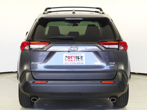 Used 2020 Toyota RAV4 XLE image 8
