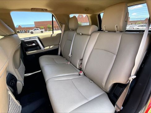 Used 2024 Toyota 4Runner Limited AWD/4WD image 29