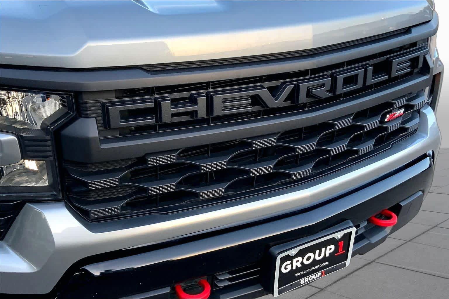 Used 2024 Chevrolet Silverado 1500 Custom Trail Boss AWD/4WD image 29