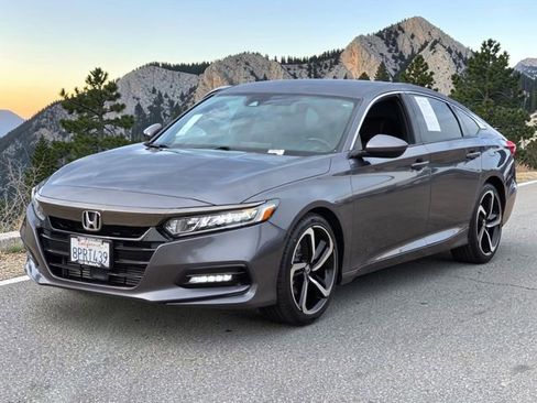 Used 2020 Honda Accord Sport image 4