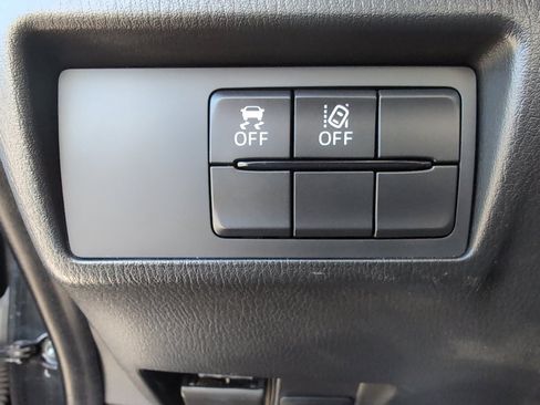 Used 2021 MAZDA MX-5 Miata Club image 17