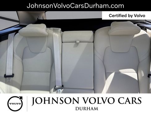 Certified 2023 Volvo XC60 B5 Core w/ Climate Package AWD/4WD image 24