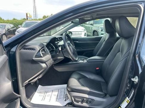 Used 2020 Toyota Camry XSE FWD image 15
