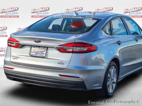 Used 2020 Ford Fusion SE image 7