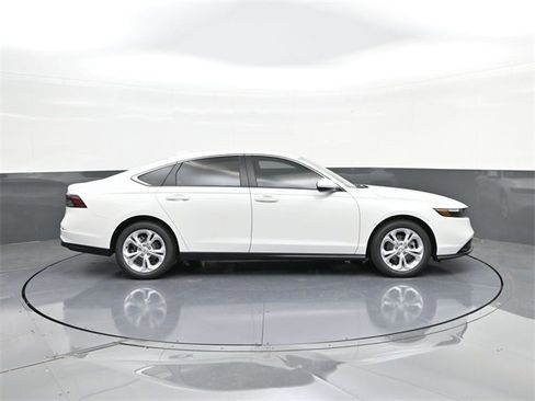 New 2025 Honda Accord LX image 20