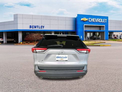 Used 2023 Toyota RAV4 XLE image 4