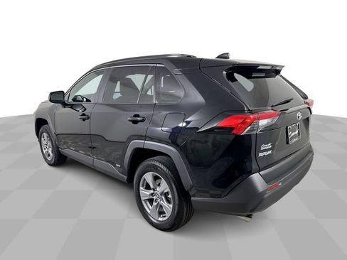 Used 2025 Toyota RAV4 LE AWD/4WD image 6