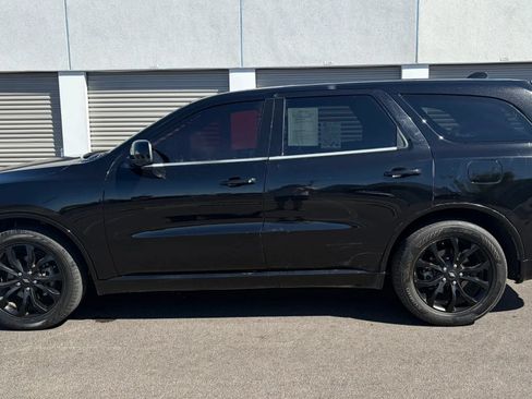 Used 2019 Dodge Durango SXT RWD image 2