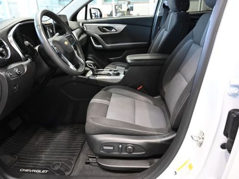 Used 2023 Chevrolet Blazer LT w/ Driver Confidence Package image 9