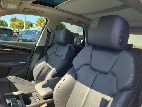 Used 2019 Audi Q5 2.0T Premium Plus image 16