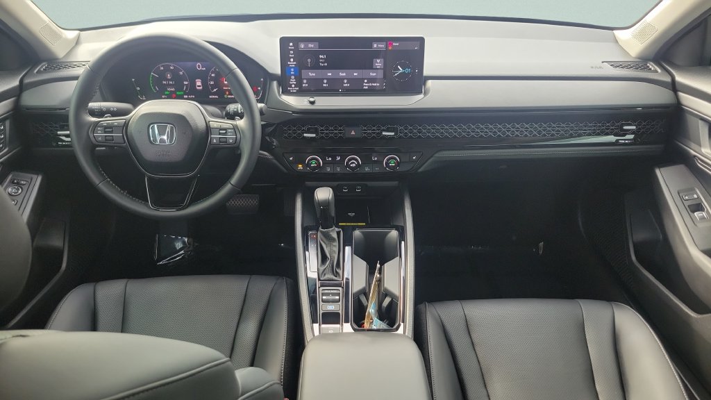 Used 2025 Honda Accord EX-L image 14