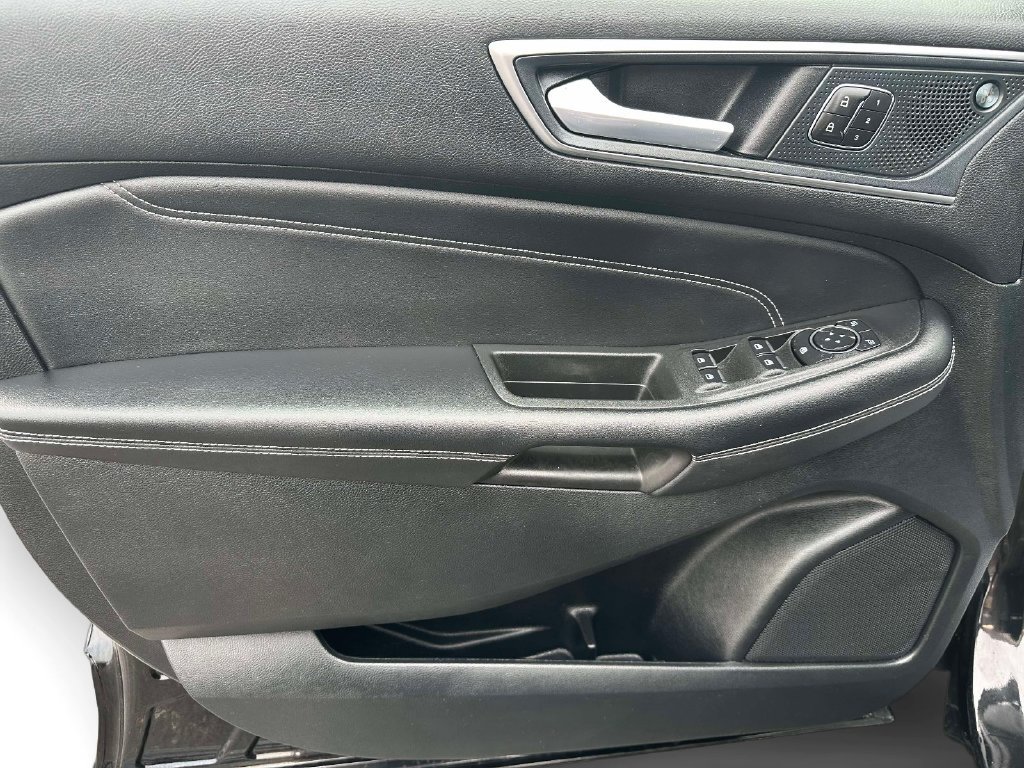 Certified 2024 Ford Edge Titanium AWD/4WD image 9