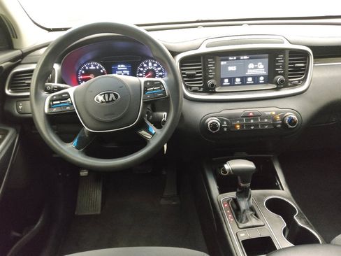 Used 2019 Kia Sorento L image 22