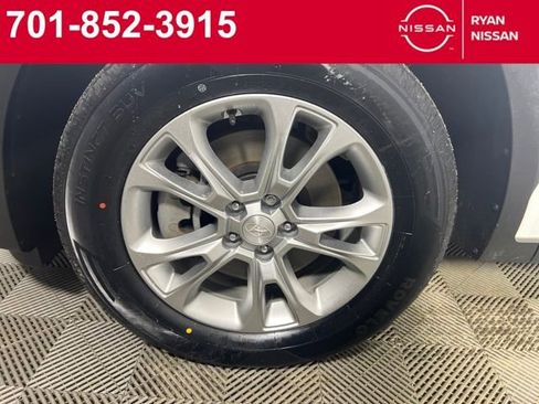 Used 2022 Hyundai Palisade SE image 14