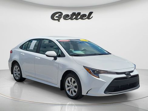 Certified 2026 Toyota Corolla LE FWD image 3