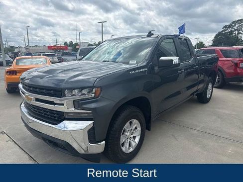 Used 2020 Chevrolet Silverado 1500 LT w/ All-Star Edition AWD/4WD image 3