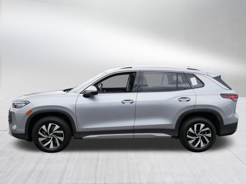 Certified 2025 Volkswagen Tiguan S AWD/4WD image 4