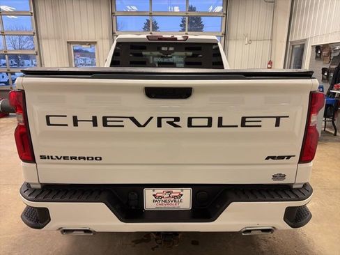 Used 2024 Chevrolet Silverado 1500 RST image 5