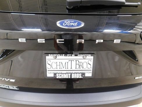 Used 2023 Ford Escape Active image 12