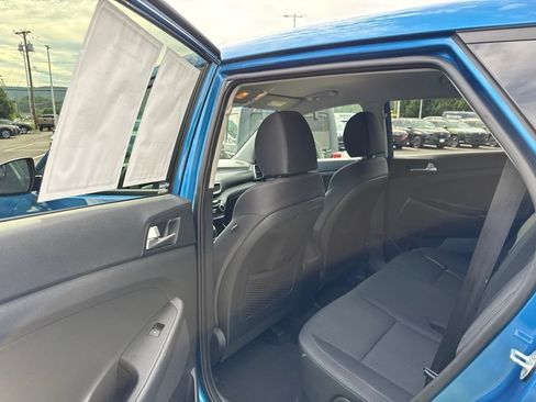 Used 2019 Hyundai Tucson SE AWD/4WD image 16