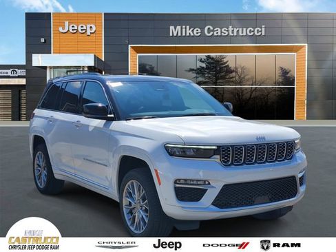 New 2025 Jeep Grand Cherokee Summit image 1