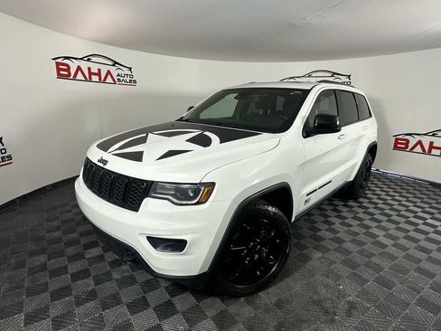 Used 2021 Jeep Grand Cherokee Freedom Edition image 2