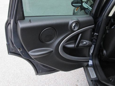 Used 2014 MINI Cooper Countryman w/ Cold Weather Package image 16