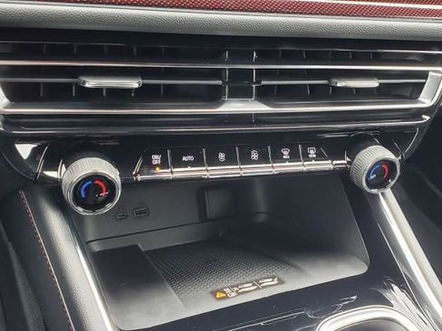 New 2026 Chevrolet Traverse Z71 w/ Driver Confidence Package image 28