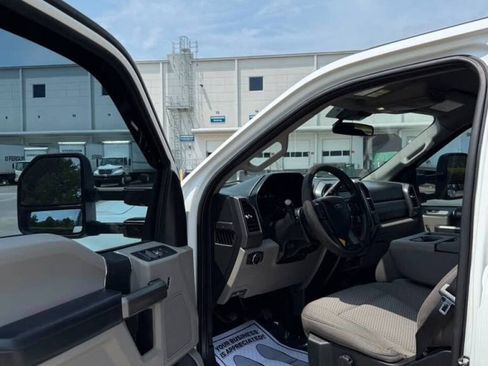 Used 2020 Ford F350 XLT AWD/4WD image 9