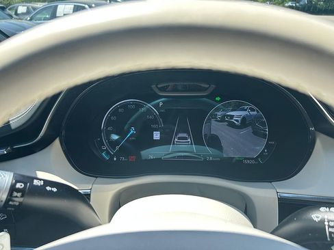 Used 2023 Genesis Electrified GV70 Prestige w/ Prestige Package AWD/4WD image 11