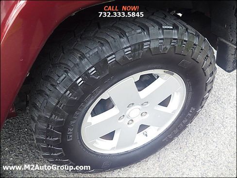 Used 2010 Jeep Wrangler Unlimited Sahara w/ Dual Top Group image 24