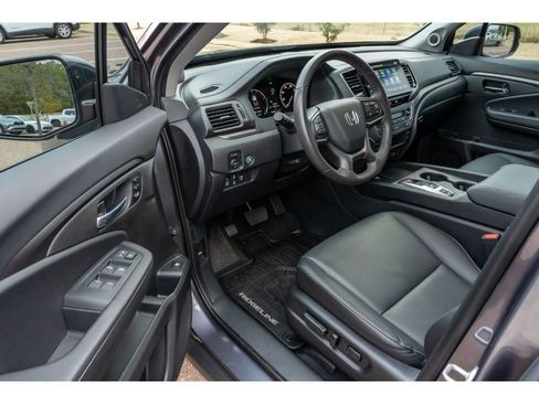 Used 2025 Honda Ridgeline RTL image 10