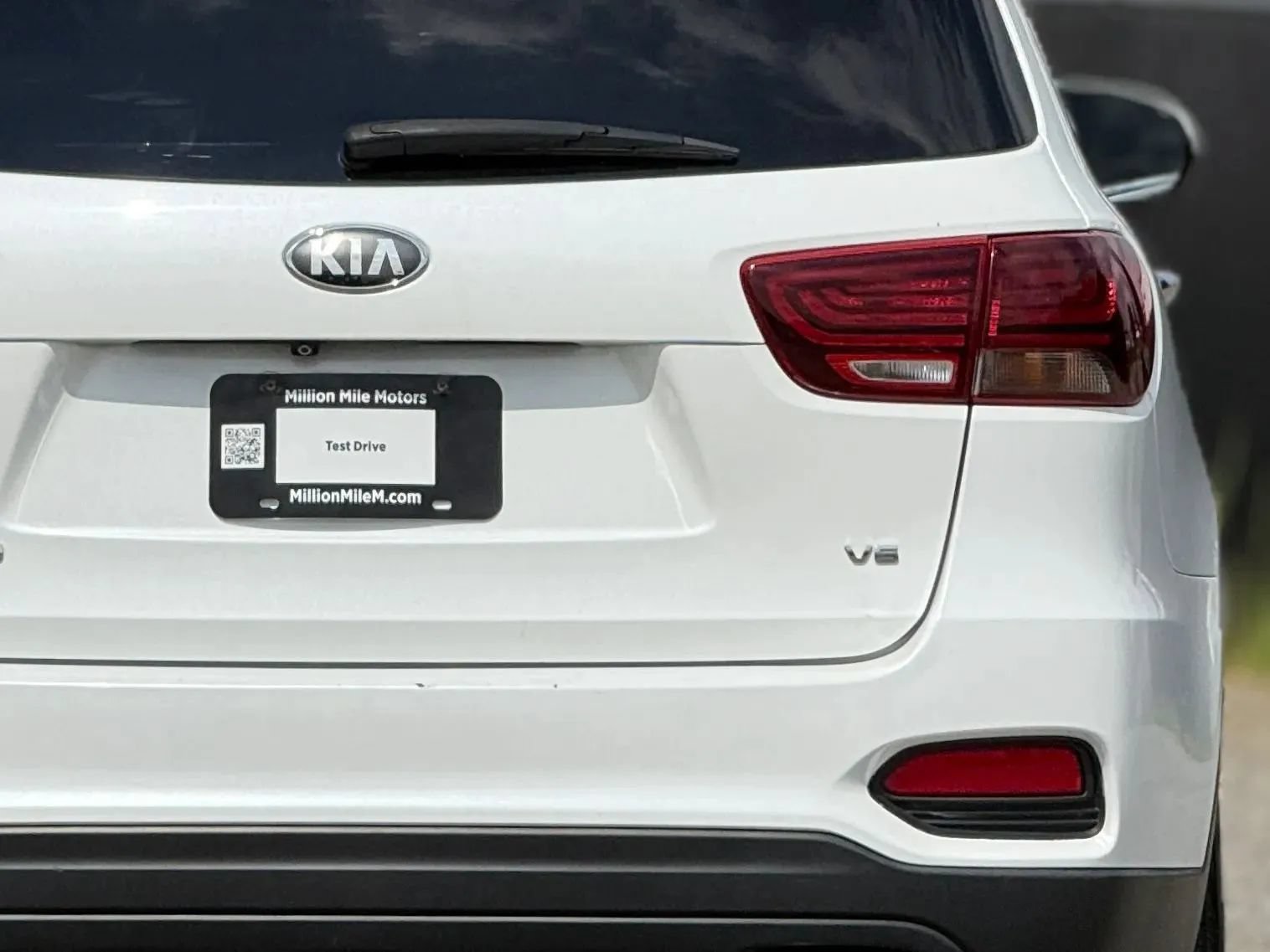 Used 2020 Kia Sorento FWD V6 image 14