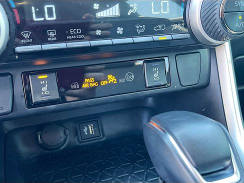 Used 2024 Toyota RAV4 XLE Premium w/ Weather Package AWD/4WD image 19
