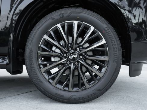 New 2026 INFINITI QX80 Autograph w/ Premium Cargo Package image 24