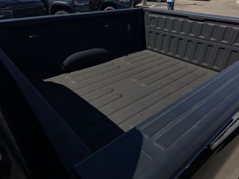 Used 2025 RAM 1500 Big Horn RWD image 8