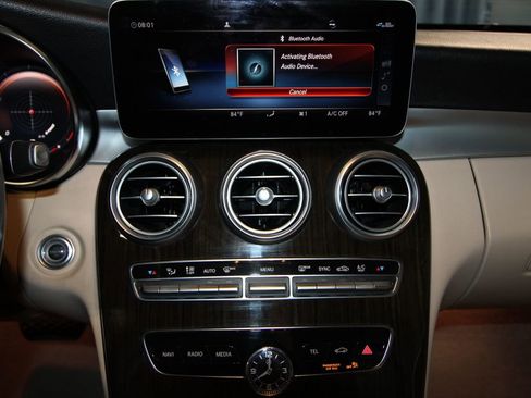 Used 2020 Mercedes-Benz C 300 Cabriolet image 18