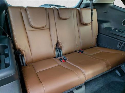 Certified 2025 Subaru Ascent Touring w/ Popular Package #2 image 24