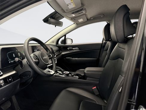 Used 2023 Kia Sportage EX AWD/4WD image 10
