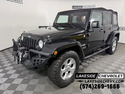 Used 2013 Jeep Wrangler Unlimited Sahara w/ Connectivity Group image 1