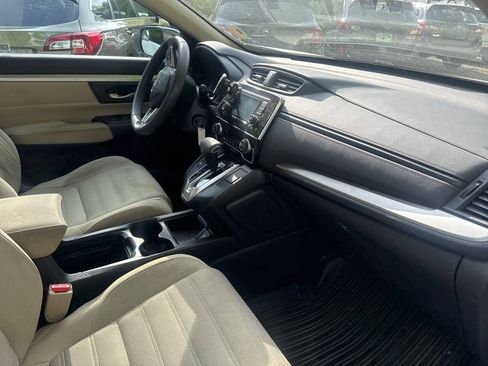 Used 2017 Honda CR-V LX image 10