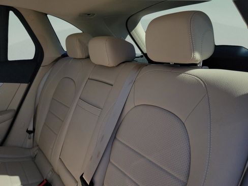 Used 2022 Mercedes-Benz GLC 300 image 12