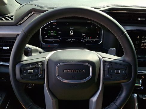 Certified 2025 GMC Sierra 1500 Denali w/ Denali Reserve Package AWD/4WD image 20