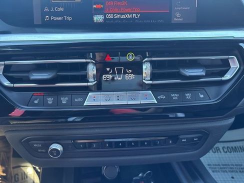 Used 2022 BMW Z4 M40i w/ Premium Package image 27