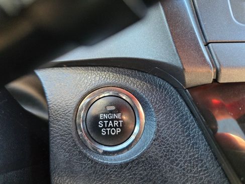 Used 2017 Toyota Sienna Limited Premium AWD/4WD image 9