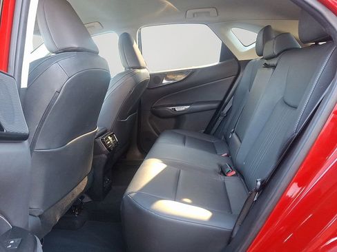 Used 2023 Lexus NX 250 FWD w/ Towing Package (2000 Lbs) image 7