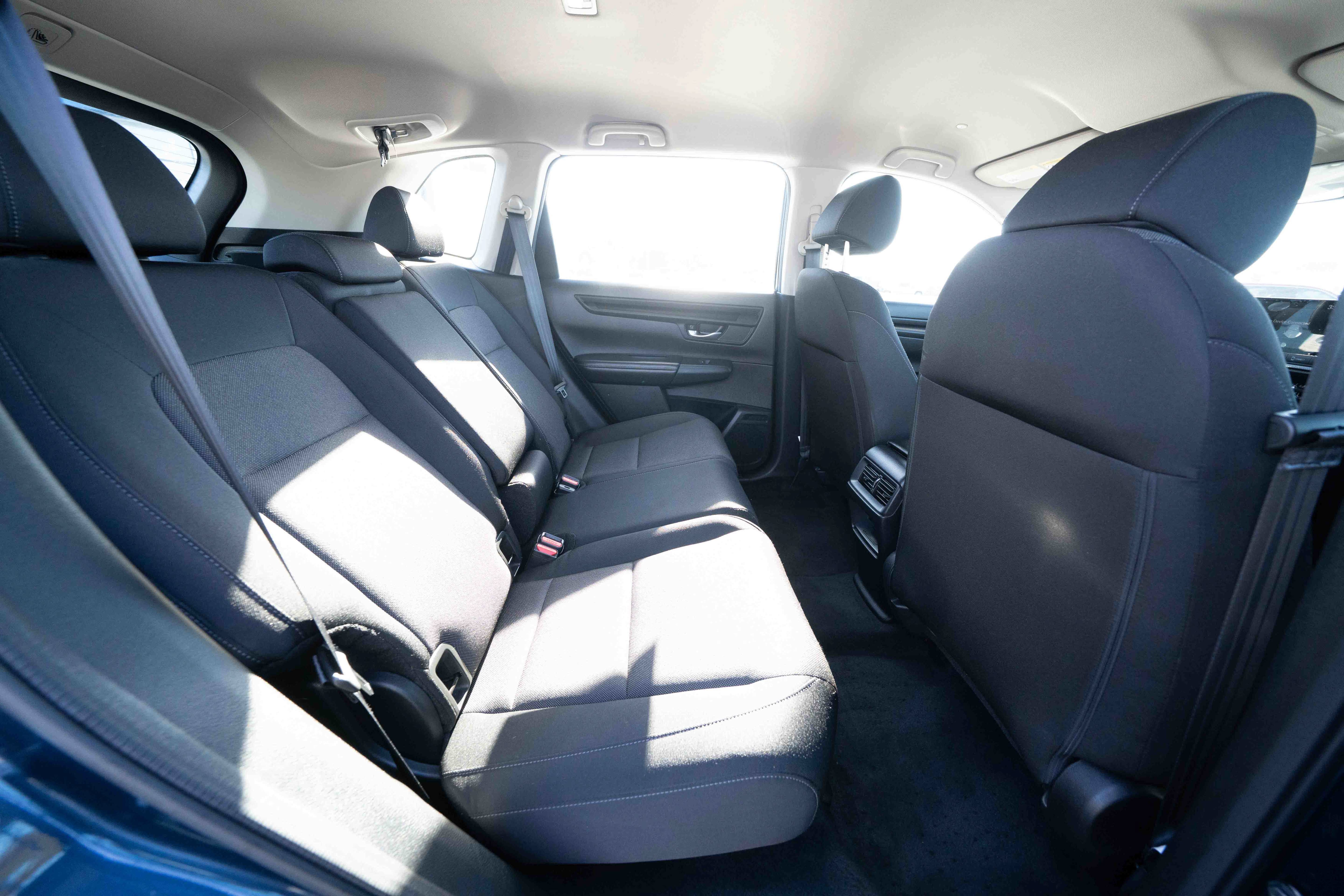 Used 2024 Honda CR-V LX image 25