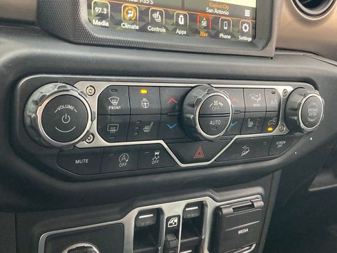 Used 2020 Jeep Wrangler Unlimited Sport S w/ Sun And Sound Package image 22