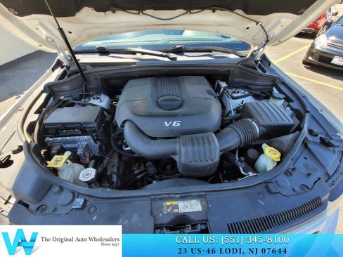 Used 2014 Jeep Grand Cherokee Overland AWD/4WD image 27
